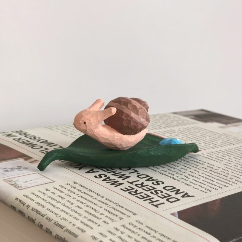 Bonsai Garden Gift - Handmade Snail Dewdrop Leaf Wood Craft